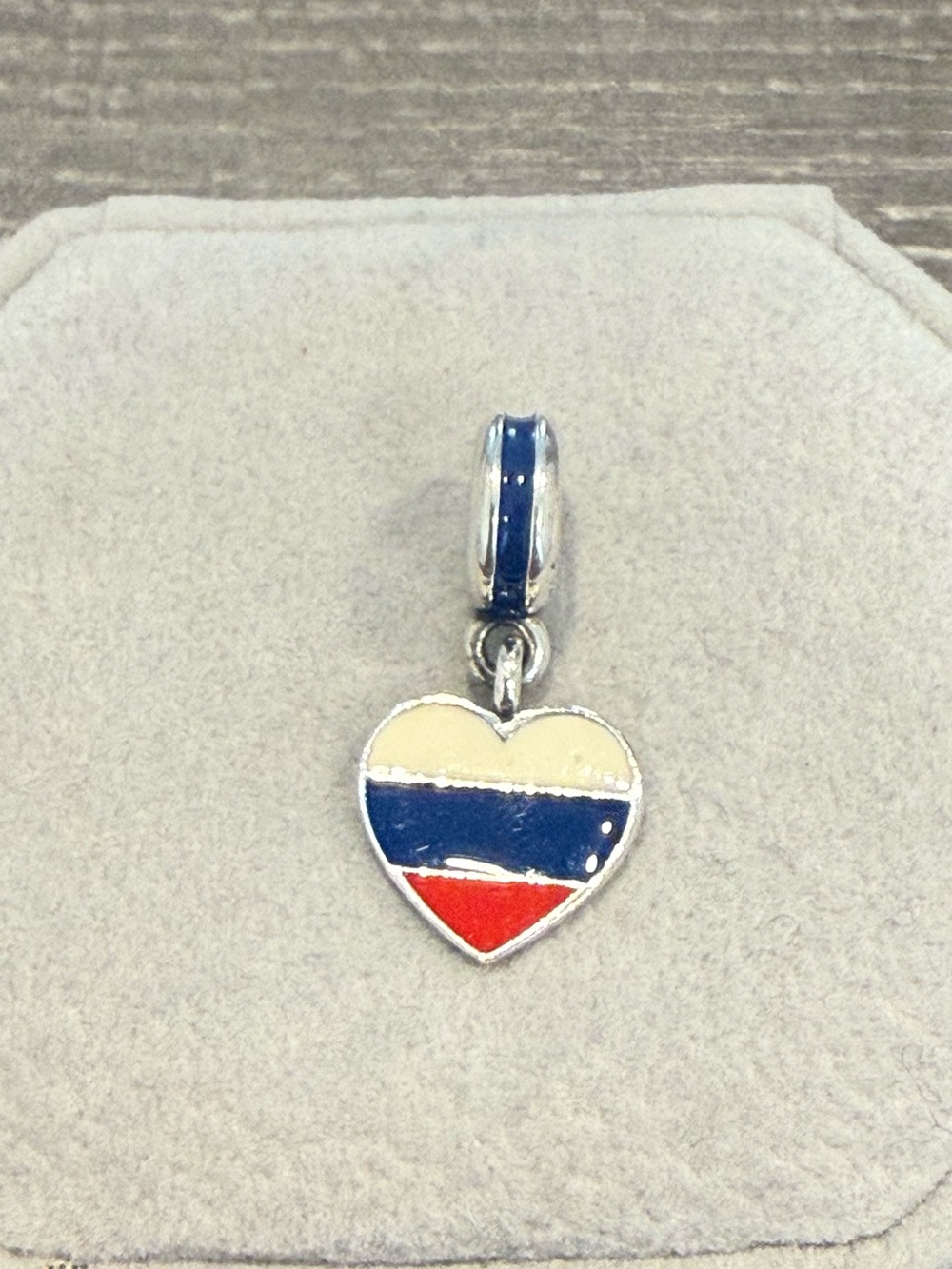 Pandora Russia flag charm